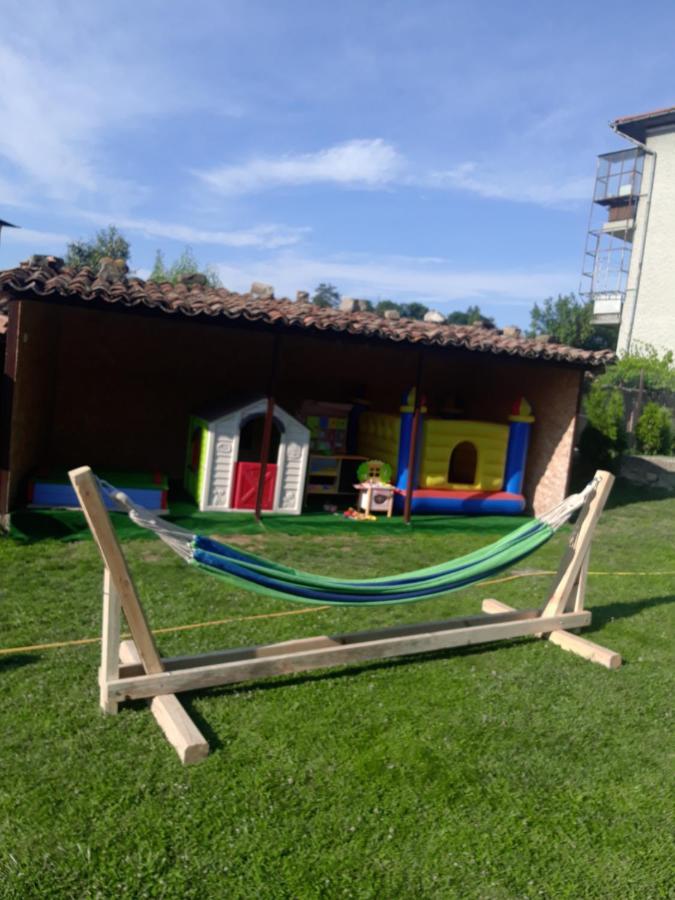Къща за гости Роден край Елена Екстер'єр фото